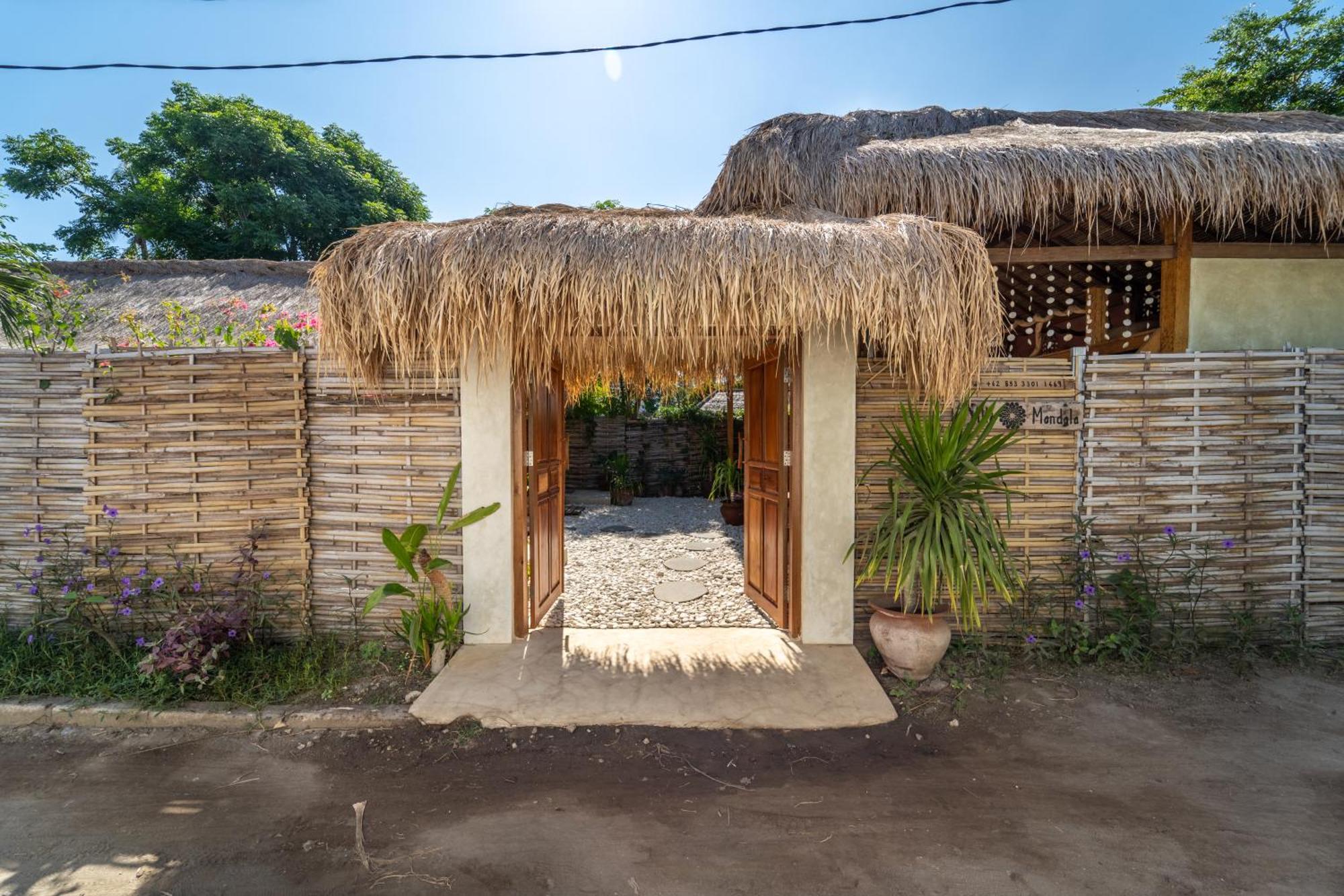 Villa Mandala Gili Air Buitenkant foto